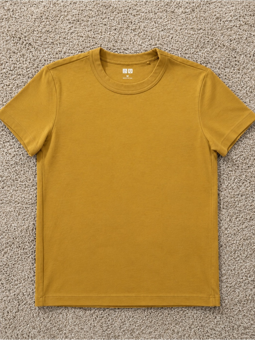 Uniqlo Short Sleeve Crew Neck T-Shirt in Mustard